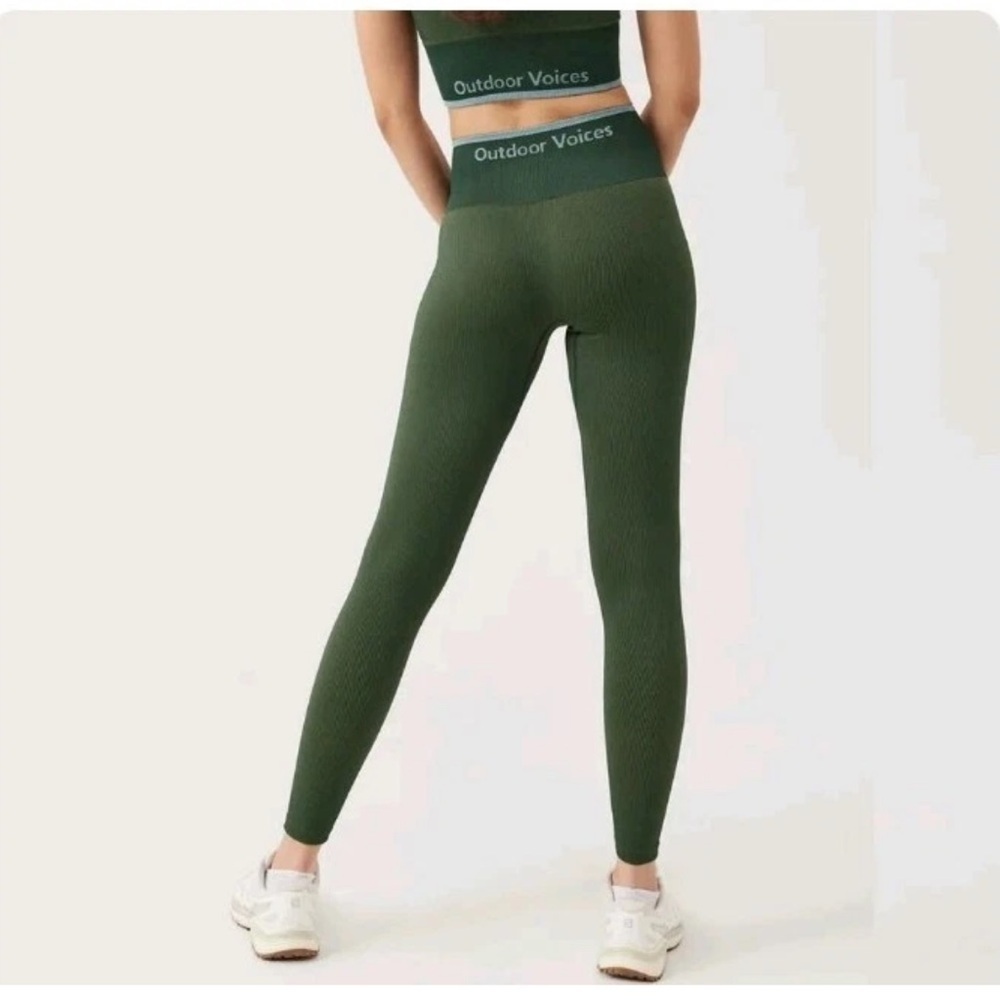 Outdoor Voices SeamlessRib 7/8 High Rise Leggings Green Textured Ribbed No Size - Picture 6 of 6